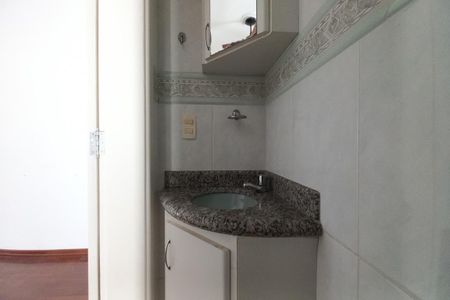 Apartamento à venda com 109m², 3 quartos e 2 vagas Apartamento à venda com 109m², 3 quartos e 2 vagasBanheiro da Suíte