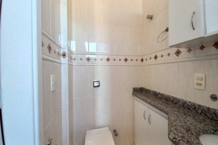 Apartamento à venda com 109m², 3 quartos e 2 vagas Apartamento à venda com 109m², 3 quartos e 2 vagasBanheiro da Suíte