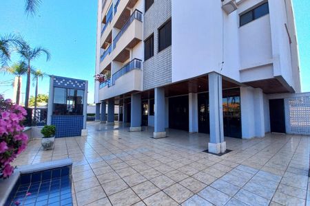 Apartamento à venda com 109m², 3 quartos e 2 vagas Apartamento à venda com 109m², 3 quartos e 2 vagasFachada do Bloco