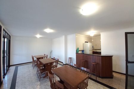 Apartamento à venda com 109m², 3 quartos e 2 vagas Apartamento à venda com 109m², 3 quartos e 2 vagasÁrea comum - Salão de festas