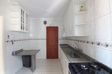 Apartamento à venda com 109m², 3 quartos e 2 vagas Apartamento à venda com 109m², 3 quartos e 2 vagasCozinha