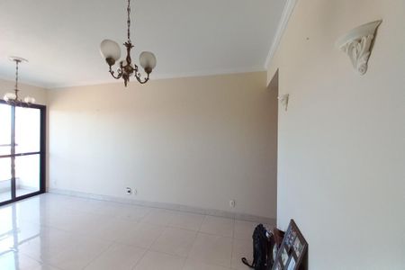 Apartamento à venda com 109m², 3 quartos e 2 vagas Apartamento à venda com 109m², 3 quartos e 2 vagasSala de Jantar