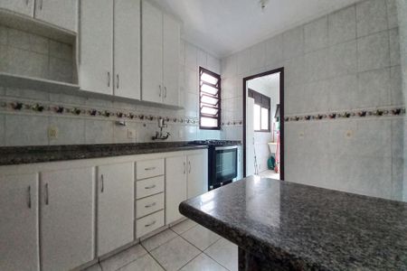 Apartamento à venda com 109m², 3 quartos e 2 vagas Apartamento à venda com 109m², 3 quartos e 2 vagasCozinha