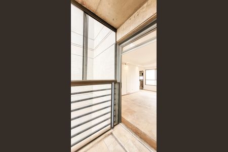 Apartamento à venda com 70m², 2 quartos e 1 vaga Apartamento à venda com 70m², 2 quartos e 1 vagaVaranda Sala