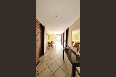 Apartamento à venda com 70m², 2 quartos e 1 vaga Apartamento à venda com 70m², 2 quartos e 1 vagaHall social