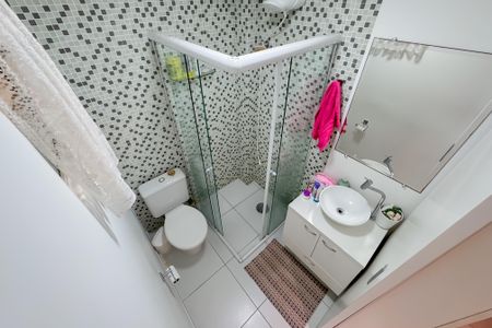 Apartamento à venda com 64m², 2 quartos e 1 vaga Apartamento à venda com 64m², 2 quartos e 1 vagaBanheiro Corredor
