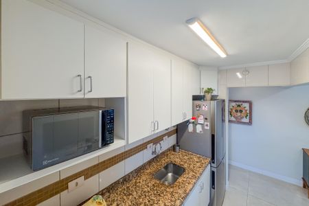 Apartamento à venda com 64m², 2 quartos e 1 vaga Apartamento à venda com 64m², 2 quartos e 1 vagaCozinha - Armários
