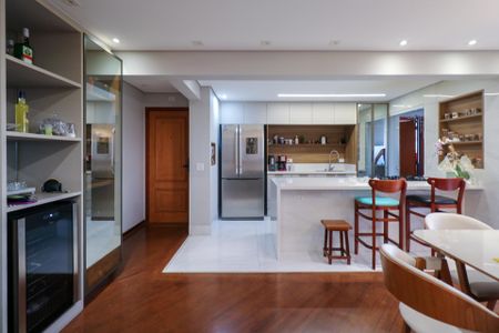 Apartamento à venda com 107m², 3 quartos e 2 vagas Apartamento à venda com 107m², 3 quartos e 2 vagasSala