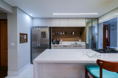 Apartamento à venda com 107m², 3 quartos e 2 vagas Apartamento à venda com 107m², 3 quartos e 2 vagasCozinha