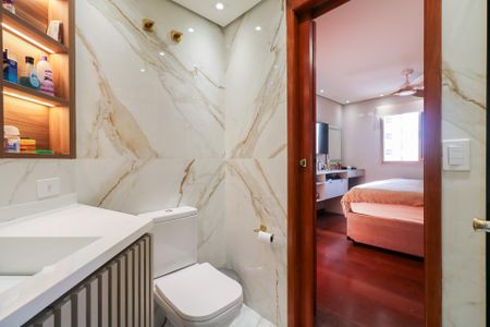 Apartamento à venda com 107m², 3 quartos e 2 vagas Apartamento à venda com 107m², 3 quartos e 2 vagasBanheiro da Suíte 3