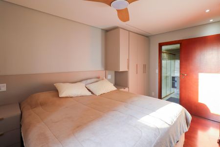 Apartamento à venda com 107m², 3 quartos e 2 vagas Apartamento à venda com 107m², 3 quartos e 2 vagasSuíte 3