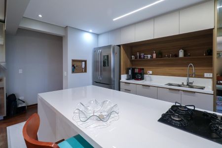 Apartamento à venda com 107m², 3 quartos e 2 vagas Apartamento à venda com 107m², 3 quartos e 2 vagasCozinha