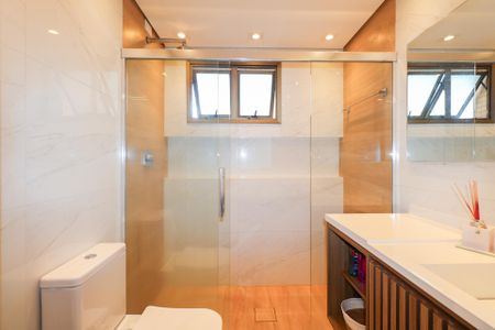 Apartamento à venda com 107m², 3 quartos e 2 vagas Apartamento à venda com 107m², 3 quartos e 2 vagasBanheiro Social