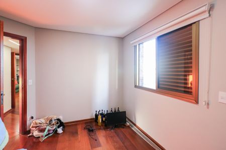 Apartamento à venda com 107m², 3 quartos e 2 vagas Apartamento à venda com 107m², 3 quartos e 2 vagasQuarto 2