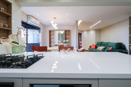 Apartamento à venda com 107m², 3 quartos e 2 vagas Apartamento à venda com 107m², 3 quartos e 2 vagasCozinha