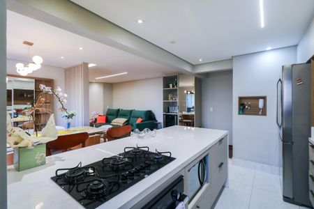 Apartamento à venda com 107m², 3 quartos e 2 vagas Apartamento à venda com 107m², 3 quartos e 2 vagasCozinha