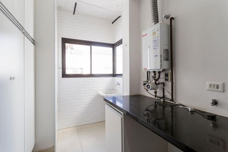 Apartamento à venda com 188m², 3 quartos e 2 vagas Apartamento à venda com 188m², 3 quartos e 2 vagasÁrea de Serviço