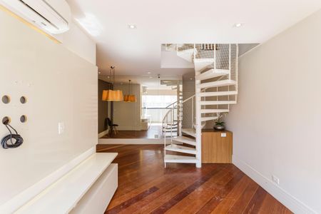 Apartamento à venda com 188m², 3 quartos e 2 vagas Apartamento à venda com 188m², 3 quartos e 2 vagasSala