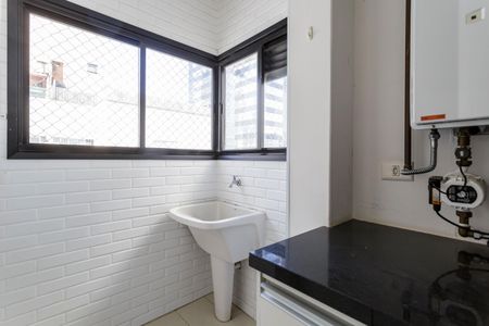 Apartamento à venda com 188m², 3 quartos e 2 vagas Apartamento à venda com 188m², 3 quartos e 2 vagasÁrea de Serviço