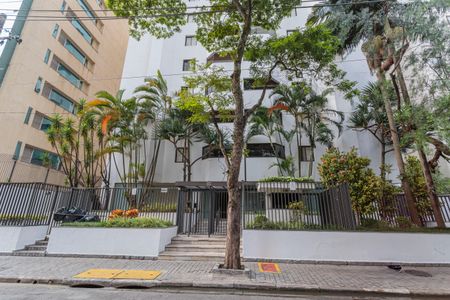 Apartamento à venda com 188m², 3 quartos e 2 vagas Apartamento à venda com 188m², 3 quartos e 2 vagasFachada
