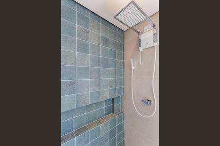 Apartamento à venda com 188m², 3 quartos e 2 vagas Apartamento à venda com 188m², 3 quartos e 2 vagasBanheiro Social