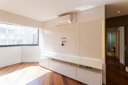 Apartamento à venda com 188m², 3 quartos e 2 vagas Apartamento à venda com 188m², 3 quartos e 2 vagasSala