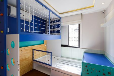 Apartamento à venda com 188m², 3 quartos e 2 vagas Apartamento à venda com 188m², 3 quartos e 2 vagasQuarto 1