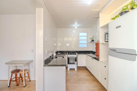 Apartamento à venda com 90m², 3 quartos e sem vagaCozinha e Área de Serviço