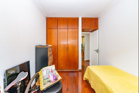 Apartamento à venda com 214m², 4 quartos e 2 vagas Apartamento à venda com 214m², 4 quartos e 2 vagasQuarto 4