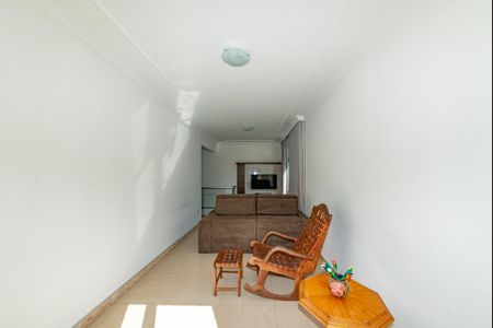 Apartamento à venda com 214m², 4 quartos e 2 vagas Apartamento à venda com 214m², 4 quartos e 2 vagasSala 2