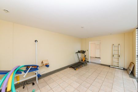 Apartamento à venda com 214m², 4 quartos e 2 vagas Apartamento à venda com 214m², 4 quartos e 2 vagasÁrea comum