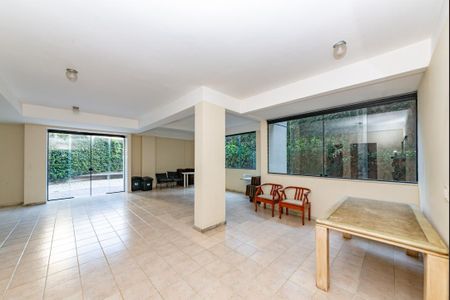 Apartamento à venda com 214m², 4 quartos e 2 vagas Apartamento à venda com 214m², 4 quartos e 2 vagasÁrea comum