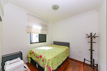 Apartamento à venda com 214m², 4 quartos e 2 vagas Apartamento à venda com 214m², 4 quartos e 2 vagasSuíte 2