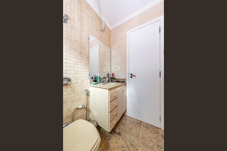 Apartamento à venda com 214m², 4 quartos e 2 vagas Apartamento à venda com 214m², 4 quartos e 2 vagasBanheiro Social