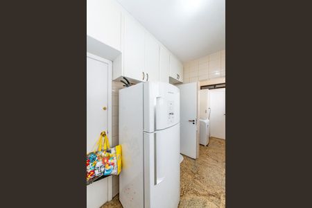 Apartamento à venda com 214m², 4 quartos e 2 vagas Apartamento à venda com 214m², 4 quartos e 2 vagasCozinha