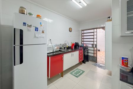 Casa à venda com 55m², 2 quartos e sem vaga Casa à venda com 55m², 2 quartos e sem vagaCozinha