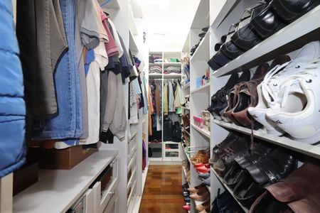 Casa à venda com 190m², 3 quartos e 4 vagasCloset da Suíte 3