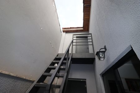 Casa à venda com 190m², 3 quartos e 4 vagasVaranda para o Sótão