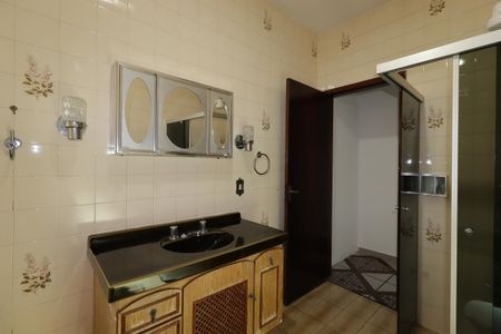 Casa para alugar com 90m², 1 quarto e 2 vagasBanheiro Social