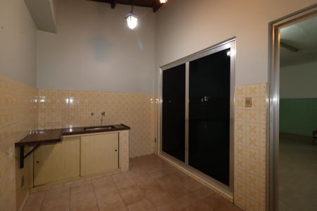 Casa para alugar com 90m², 1 quarto e 2 vagasCozinha