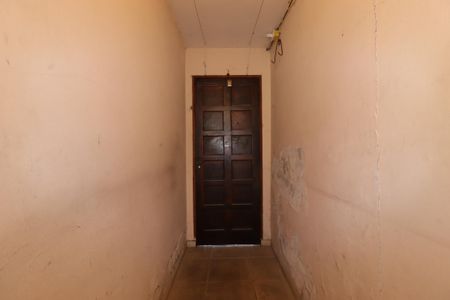 Casa para alugar com 90m², 1 quarto e 2 vagasCorredor