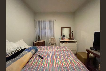 Casa à venda com 165m², 3 quartos e 2 vagas Casa à venda com 165m², 3 quartos e 2 vagasQuarto 2
