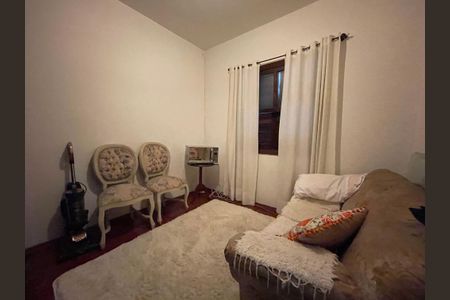 Casa à venda com 165m², 3 quartos e 2 vagas Casa à venda com 165m², 3 quartos e 2 vagasQuarto 1