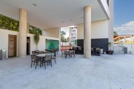 Apartamento à venda com 208m², 4 quartos e 4 vagas Apartamento à venda com 208m², 4 quartos e 4 vagasÁrea comum