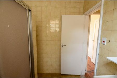 Apartamento à venda com 63m², 2 quartos e sem vaga Apartamento à venda com 63m², 2 quartos e sem vagaBanheiro