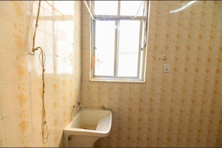 Apartamento à venda com 63m², 2 quartos e sem vaga Apartamento à venda com 63m², 2 quartos e sem vagaÁrea de Serviço