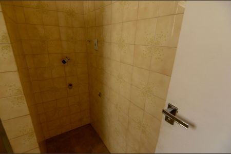Apartamento à venda com 63m², 2 quartos e sem vaga Apartamento à venda com 63m², 2 quartos e sem vagaBanheiro