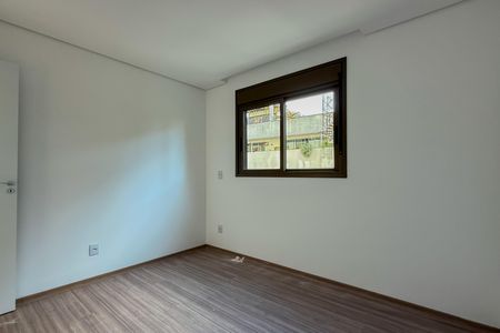 Apartamento à venda com 68m², 2 quartos e 2 vagas Apartamento à venda com 68m², 2 quartos e 2 vagasSuíte