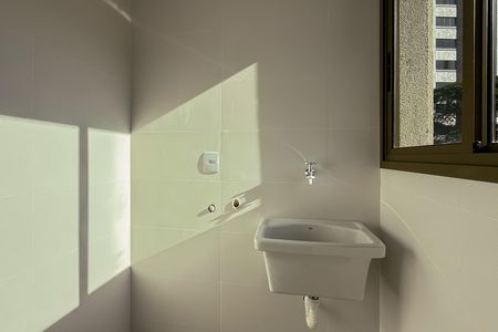 Apartamento à venda com 68m², 2 quartos e 2 vagas Apartamento à venda com 68m², 2 quartos e 2 vagasCozinha e Área de Serviço