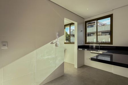 Apartamento à venda com 68m², 2 quartos e 2 vagas Apartamento à venda com 68m², 2 quartos e 2 vagasCozinha e Área de Serviço